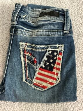 Vigoss Skinny Jeans Distressed American Flag Pocket Size 2 Juniors